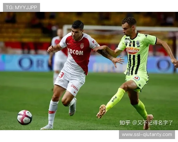 图卢兹阿布-弗朗西斯国家队重伤，法甲官方致慰问祝福